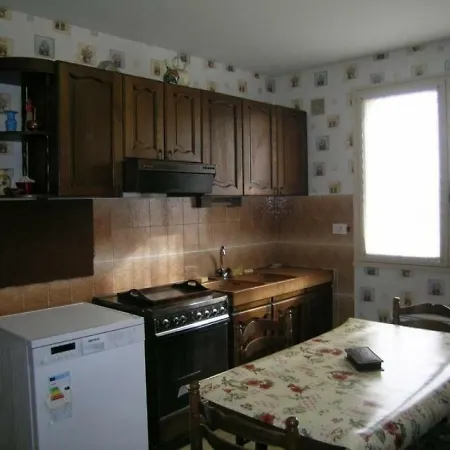 House La Varenne בית נופש *