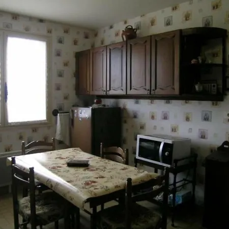 House La Varenne בית נופש *